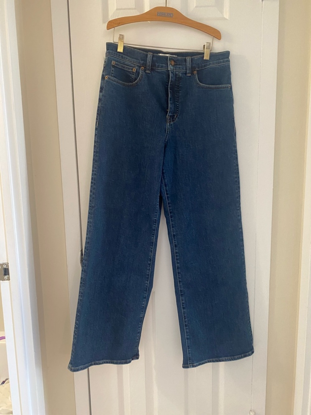 Madewell The Wide Leg Jean in Pattson Wash - Picture 7 of 8